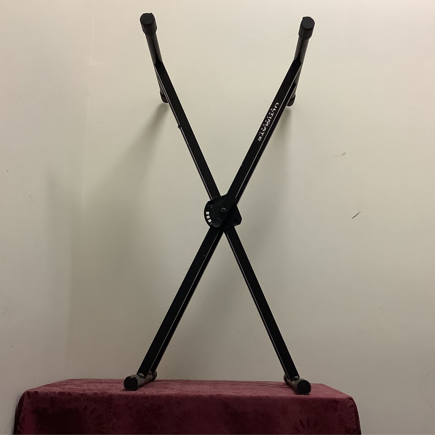 Ultimate Support Keyboard Stand