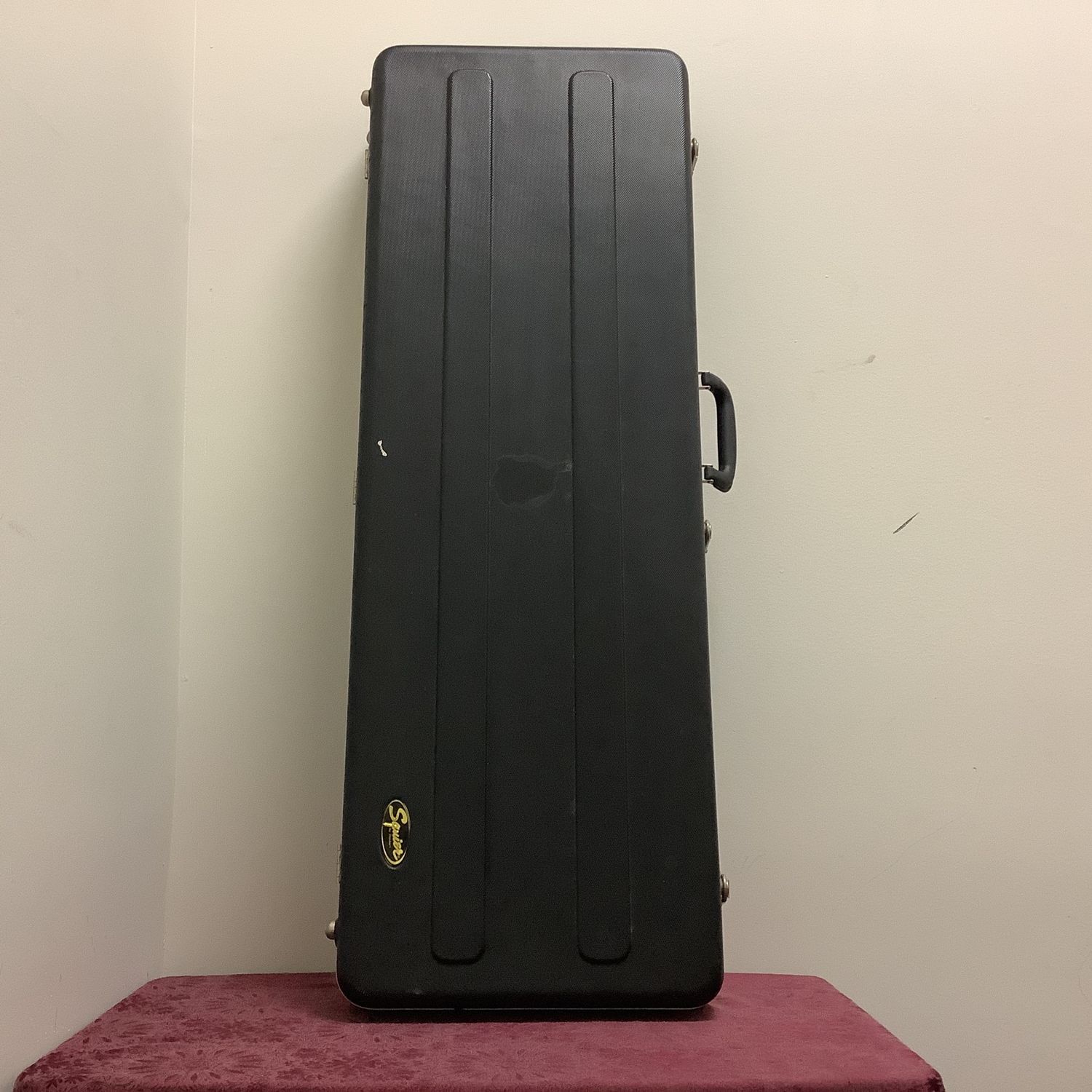Squier by Fender Hardshell Guitar Case