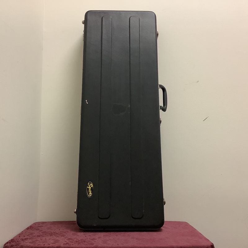 Squier by Fender Hardshell Guitar Case