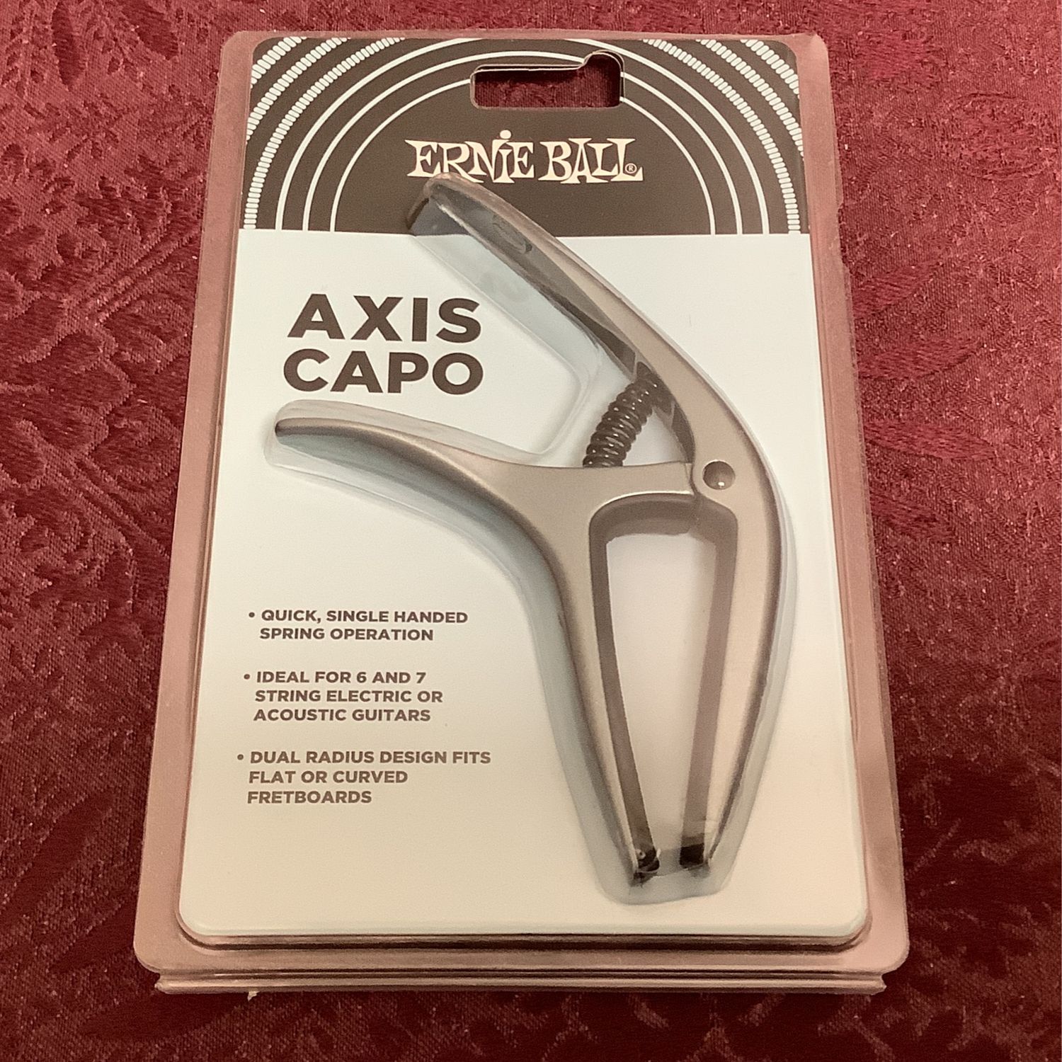 Ernie Ball Axis Blue Steel Capo
