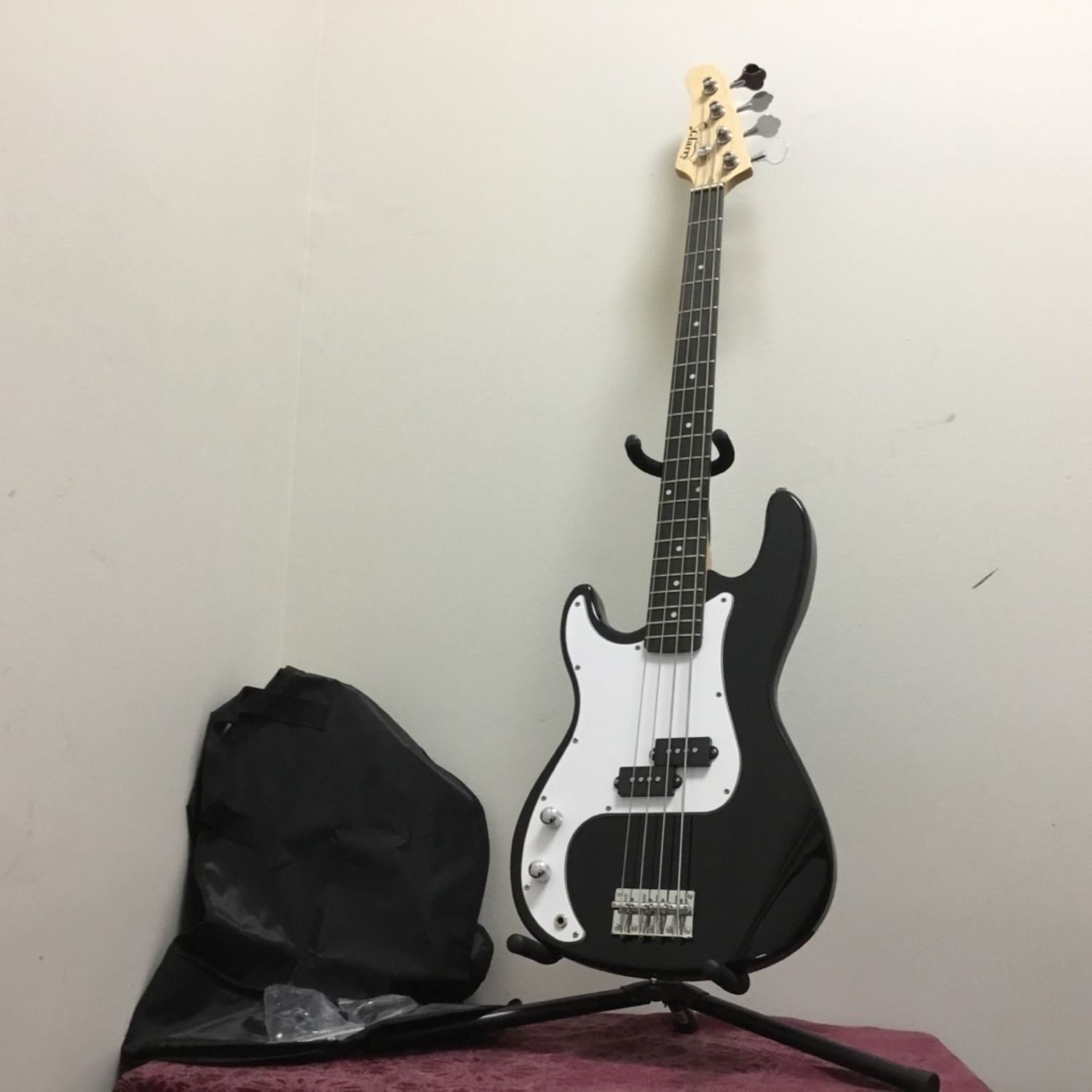 Glarry Left-Handed 4-String Bass Guitar w/Gig Bag