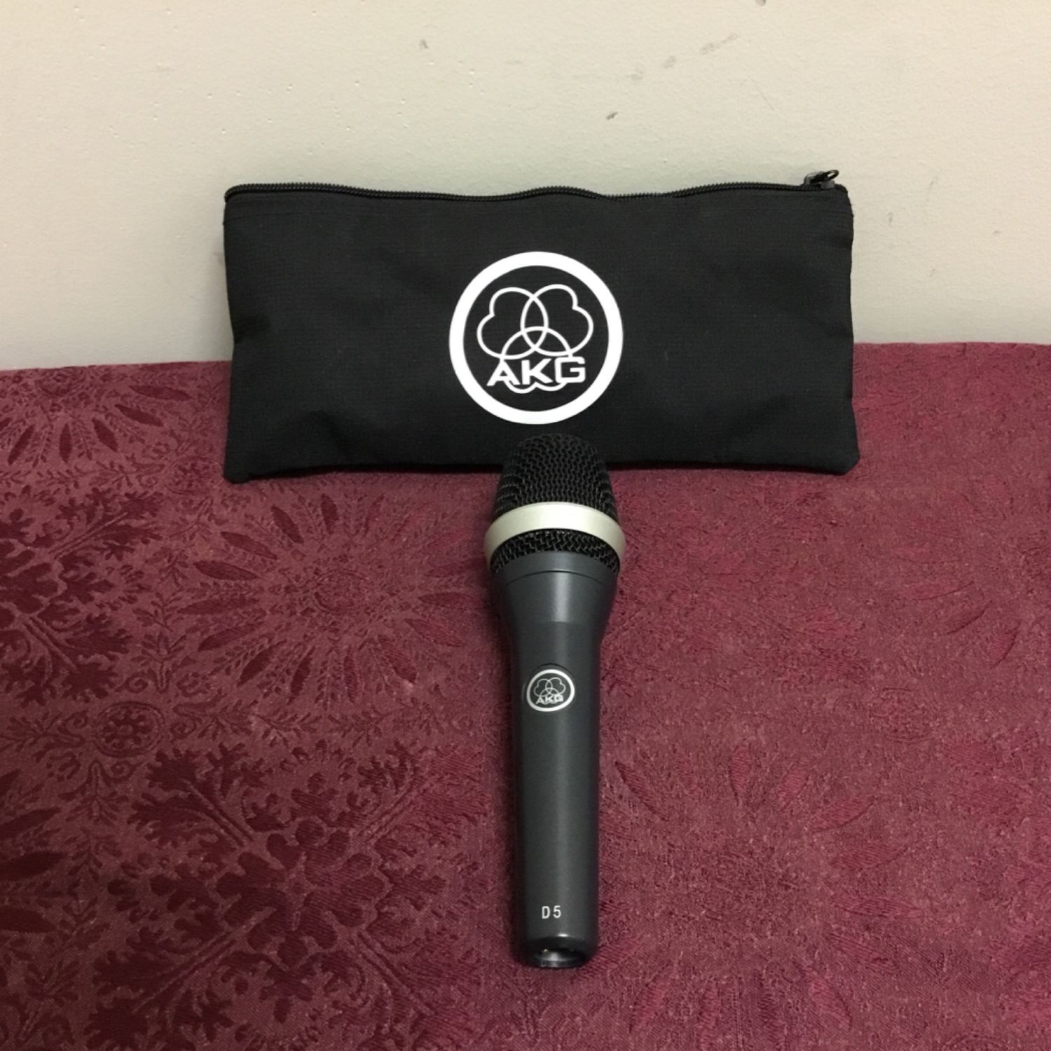 AKG D5 Microphone w/Bag