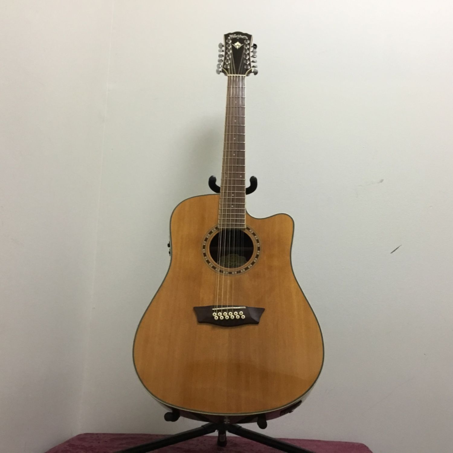 Washburn WD10SCE12 12-String Acoustic/Electric Guitar