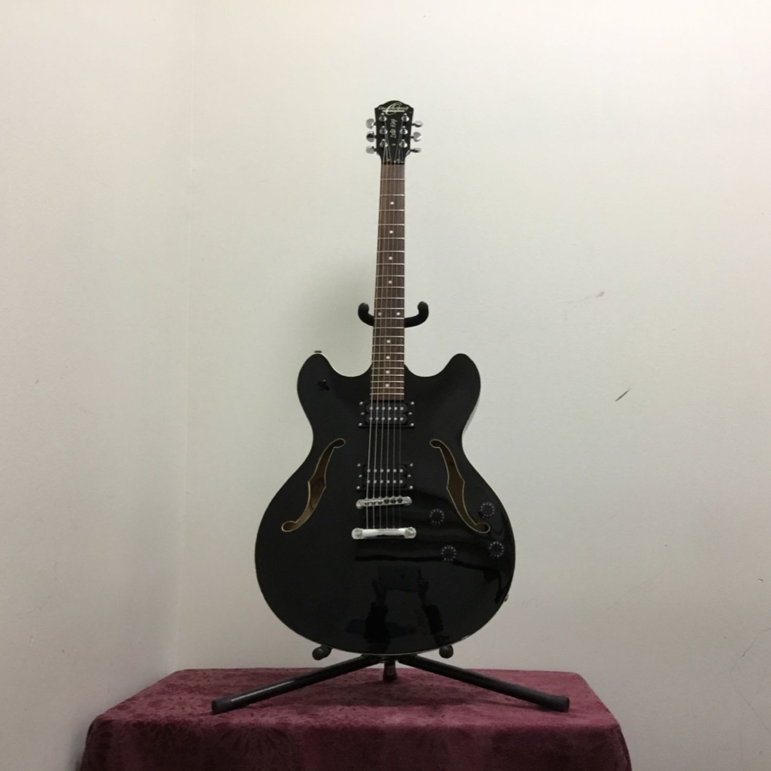 Oscar Schmidt by Washburn Delta King OE-30B Electric Guitar