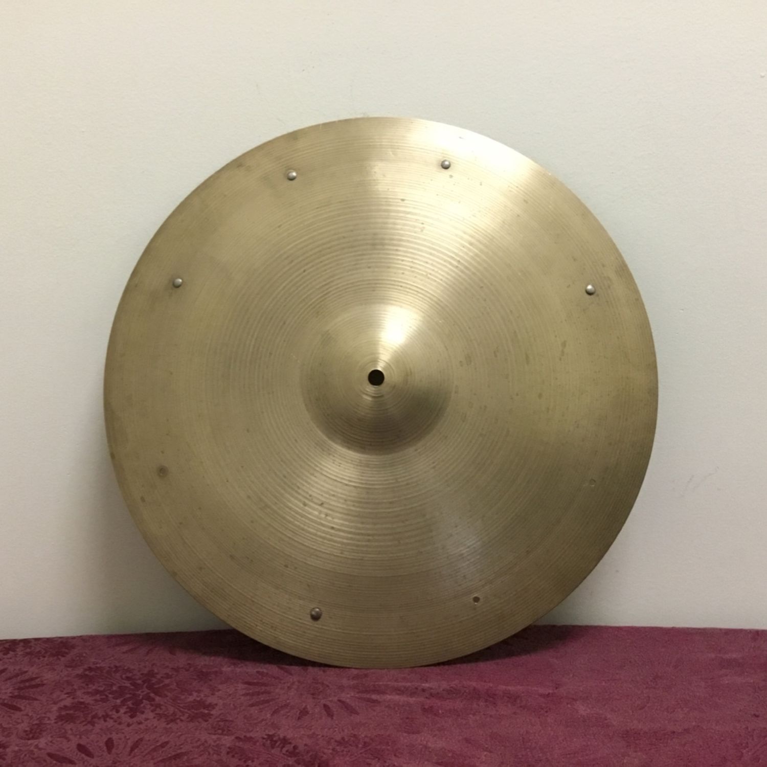 18" Zildjian 60's Crash Cymbal w/Rivets