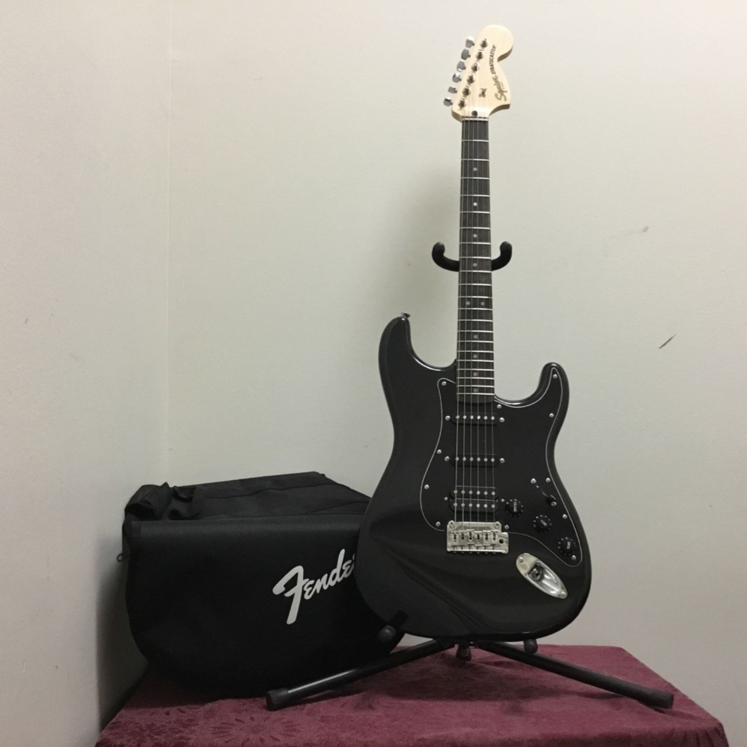 2025 Fender Squier Stratocaster Electric Guitar w/Fender Bag