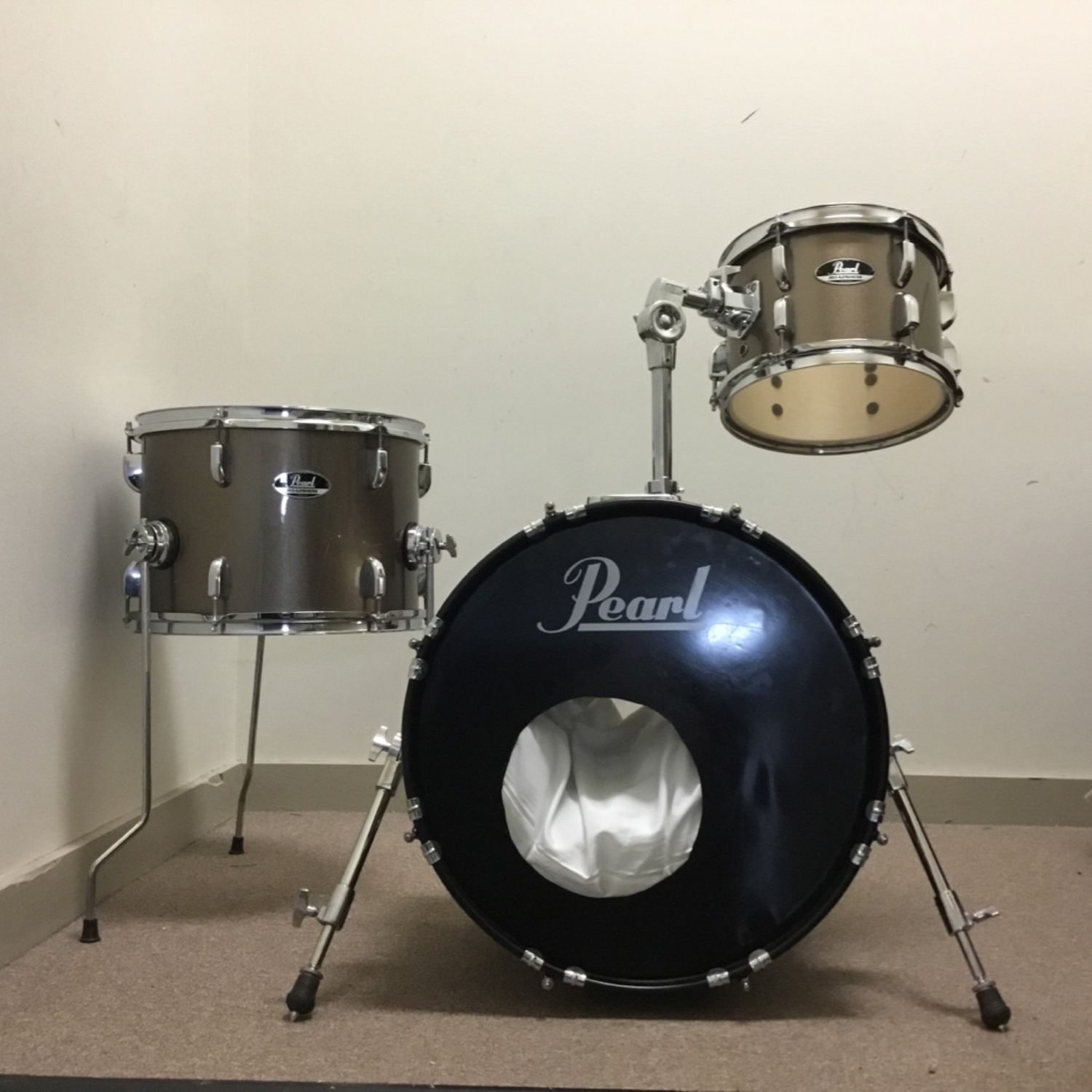 Pearl Roadshow 3pc 10"/14"/18" Drum Kit