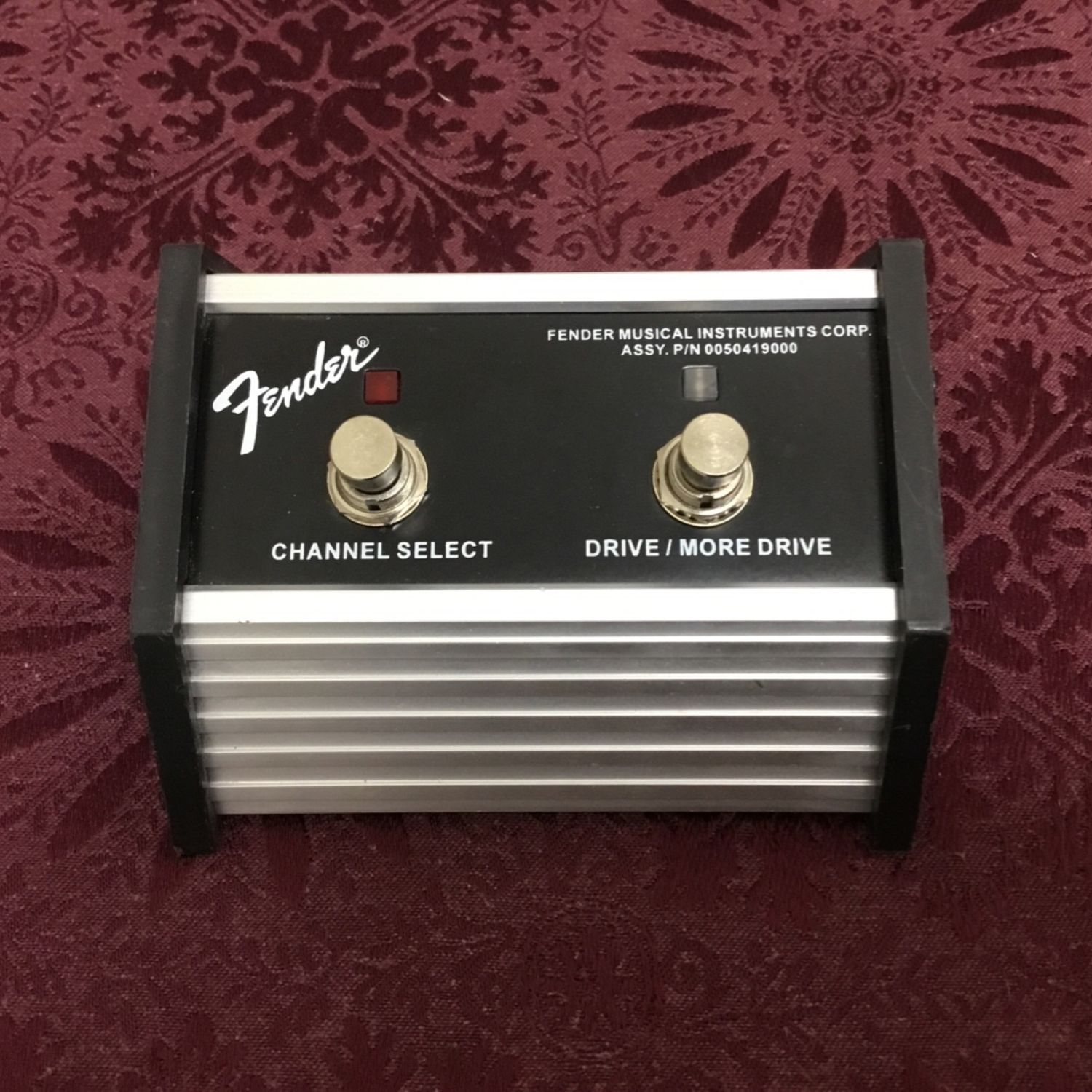 Fender Guitar Amplifier 2-Button Foot Switch - Channel Select • Drive/More Drive