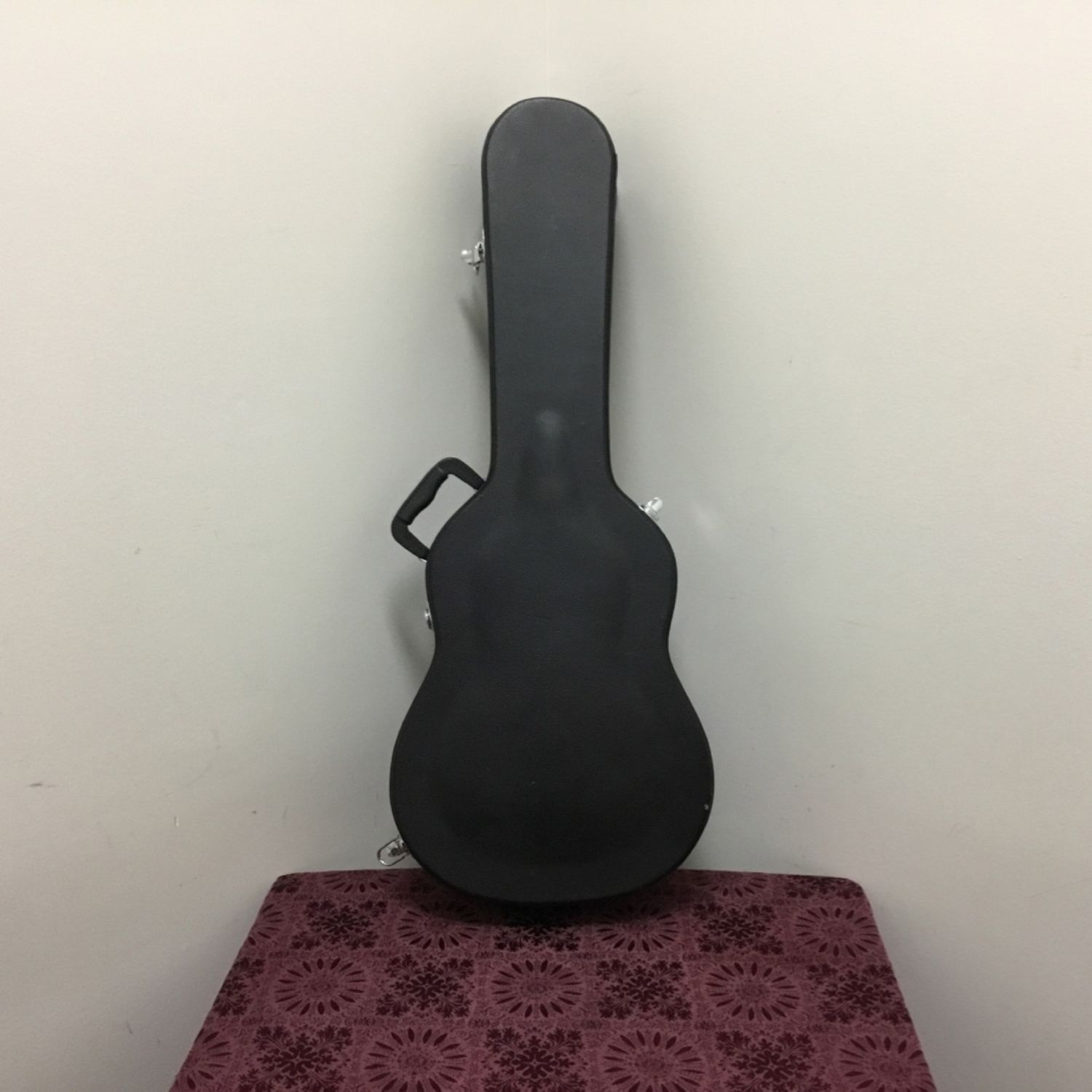 Gator Cases Traditional Series Hard-Shell Case For 3/4 Sized Acoustic Guitars (GWE-ACOU-3/4)