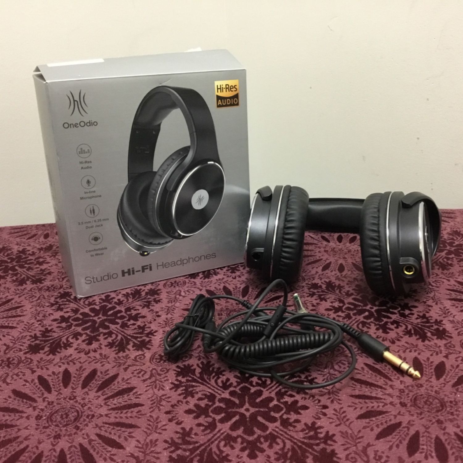 OneOdio Studio Hi-Fi Headphones