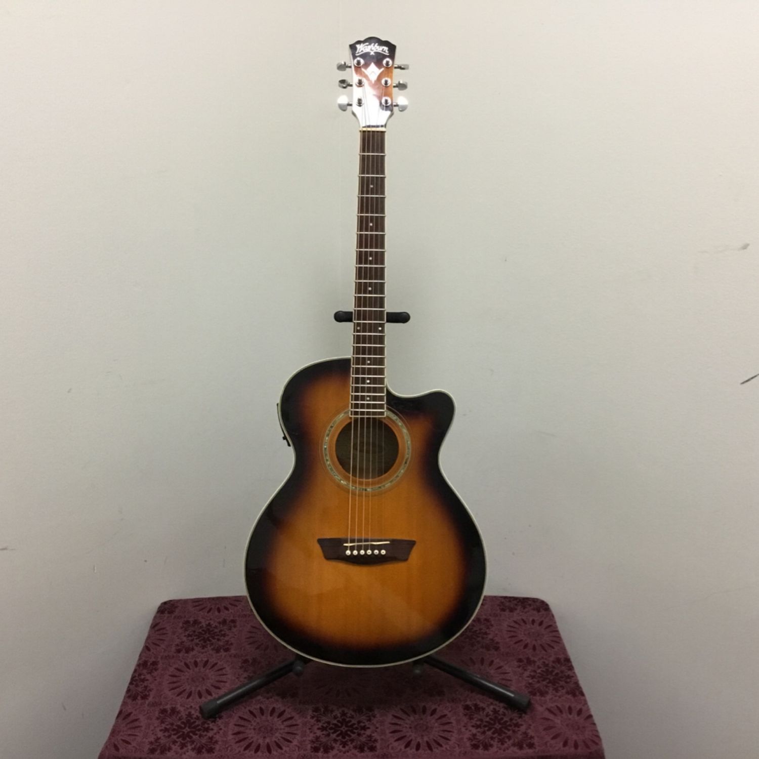 Washburn EA14ATB Acoustic/Electric Guitar