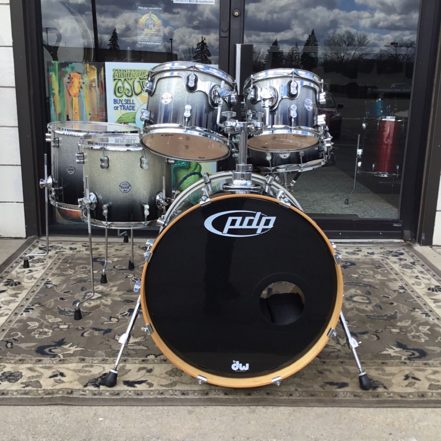 PDP Concept Maple Drum Set 6pc 10/12/14/16/22 w/Matching Snare