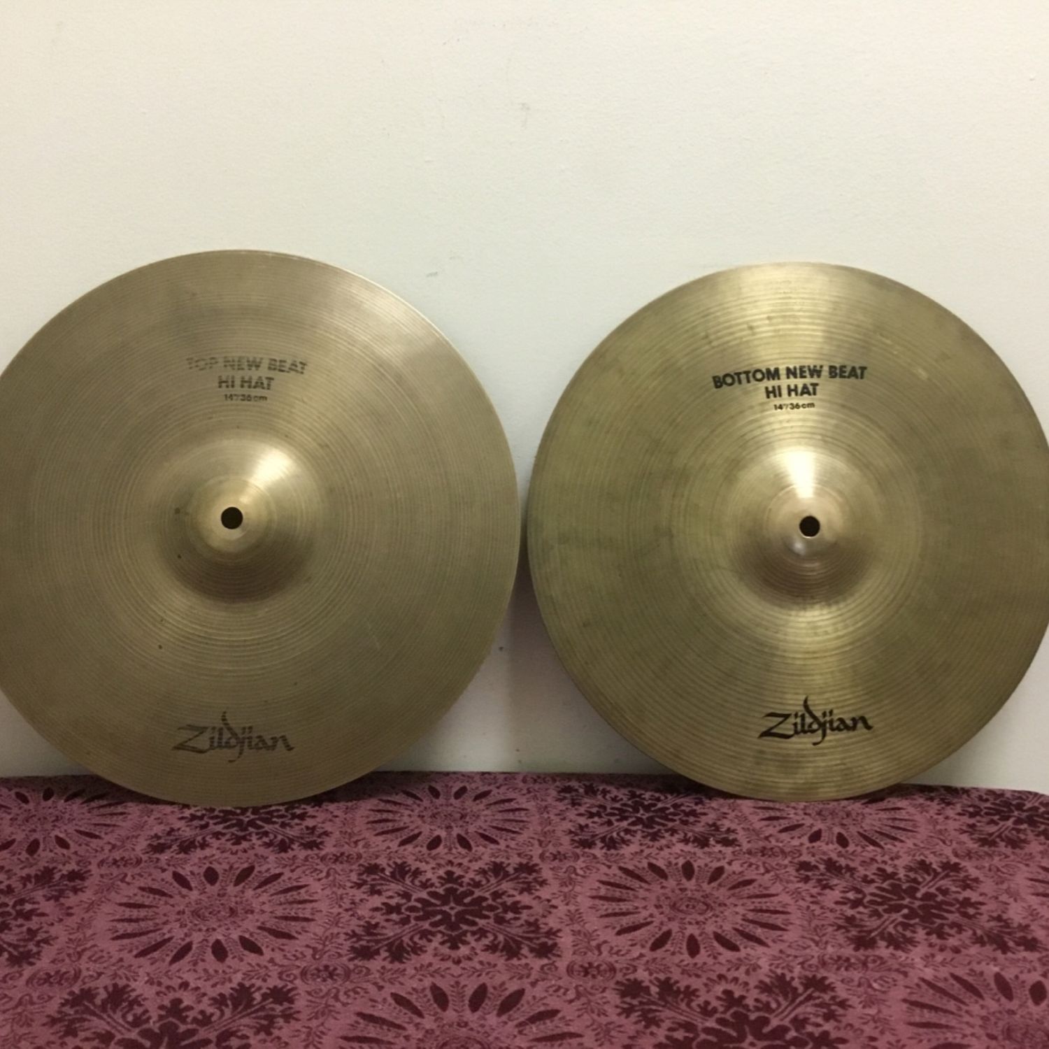 14 14" Zildjian New Beat Hi-Hats