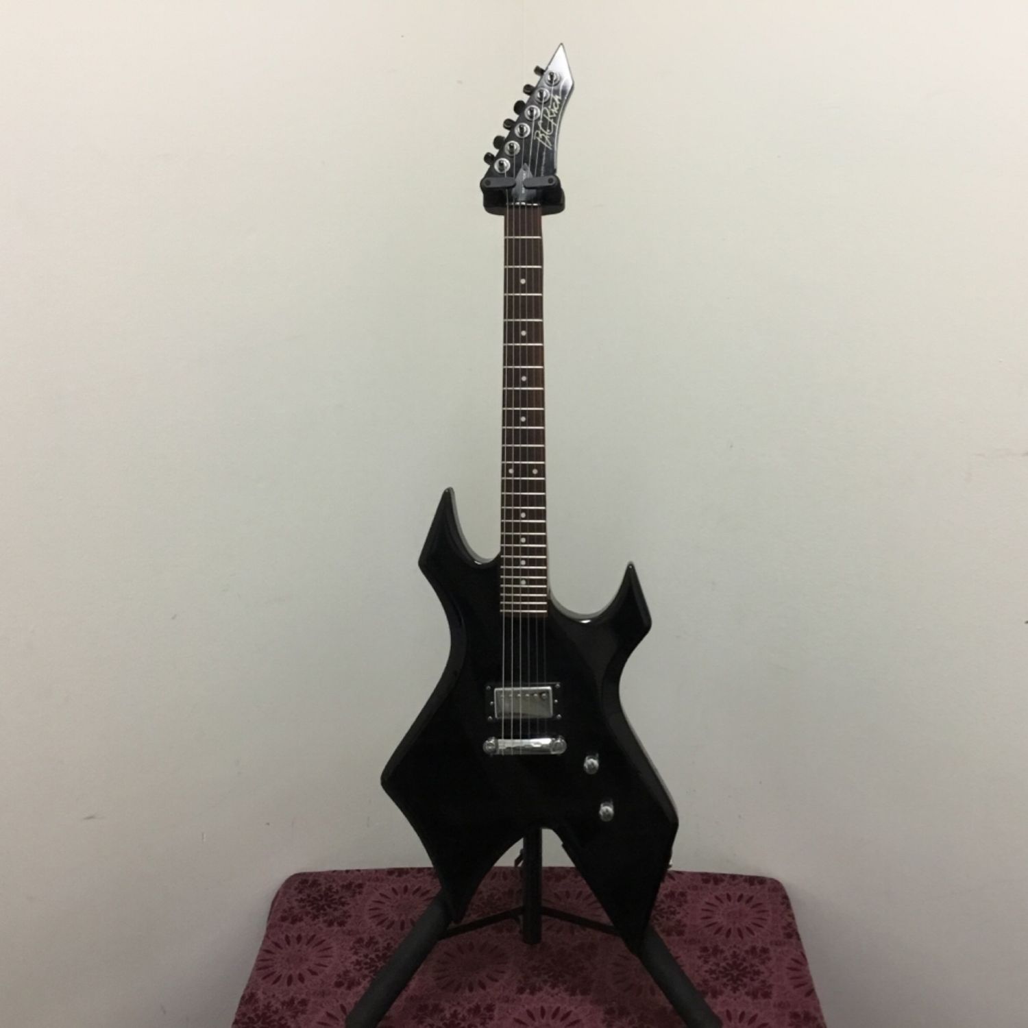 B.C. Rich Bronze Series Warlock Electric Guitar