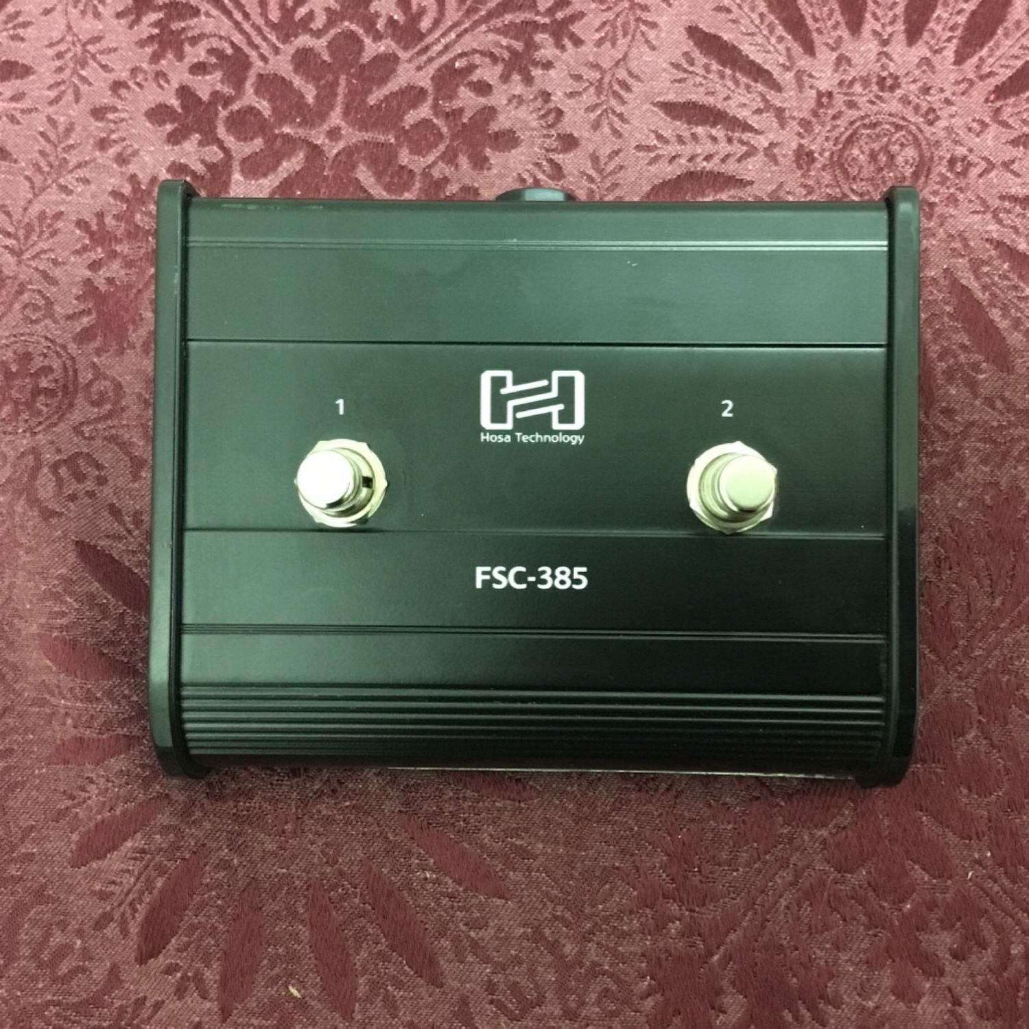 Hosa FSC-385 Guitar-Style, Dual-Latching Footswitch