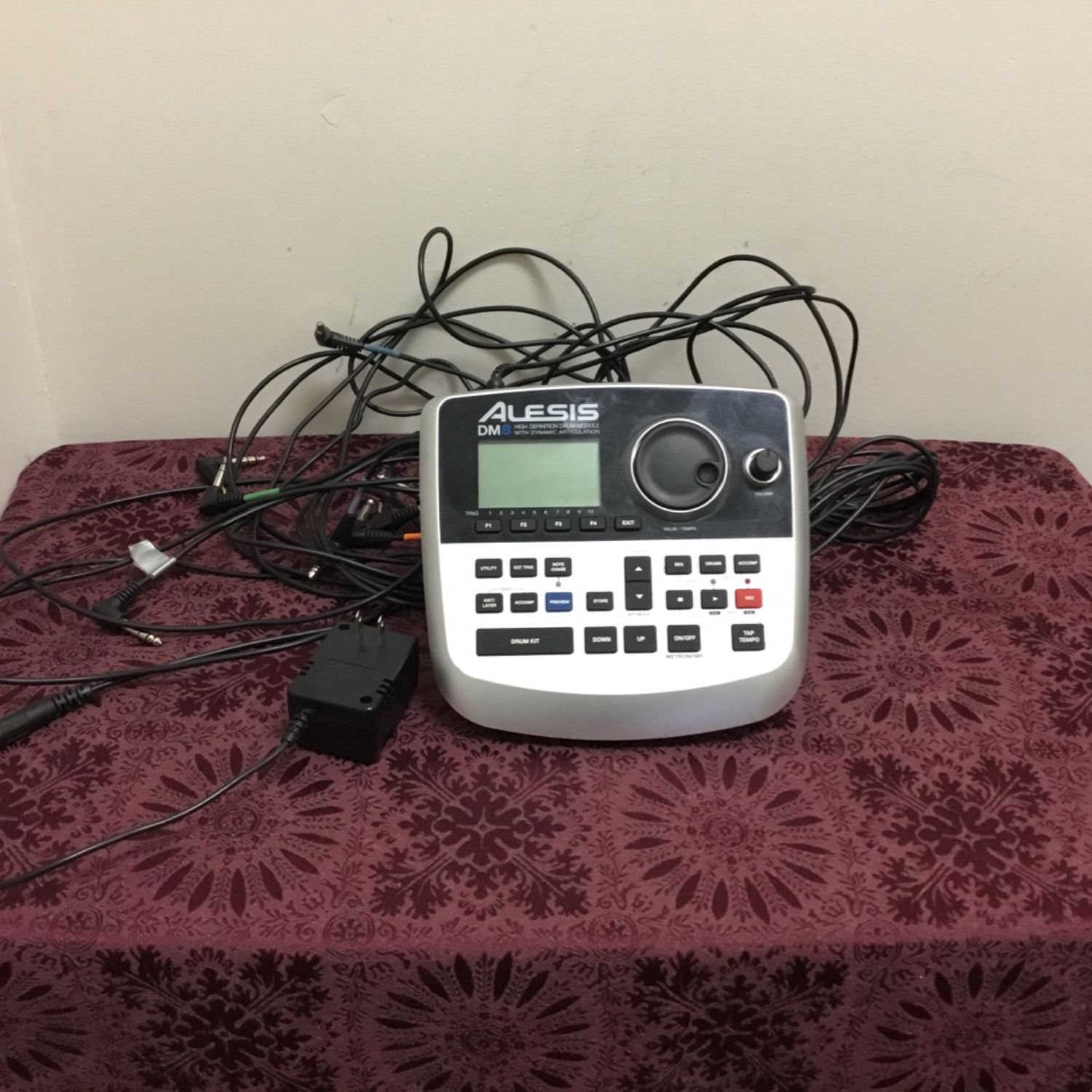 Alesis DM8 Drum Module w/Power Supply