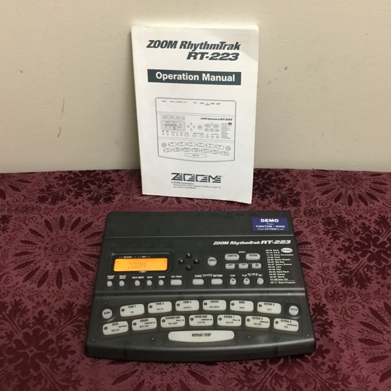 Zoom RT-223 RhythmTrak Drum Machine Bass Synth w/Manual