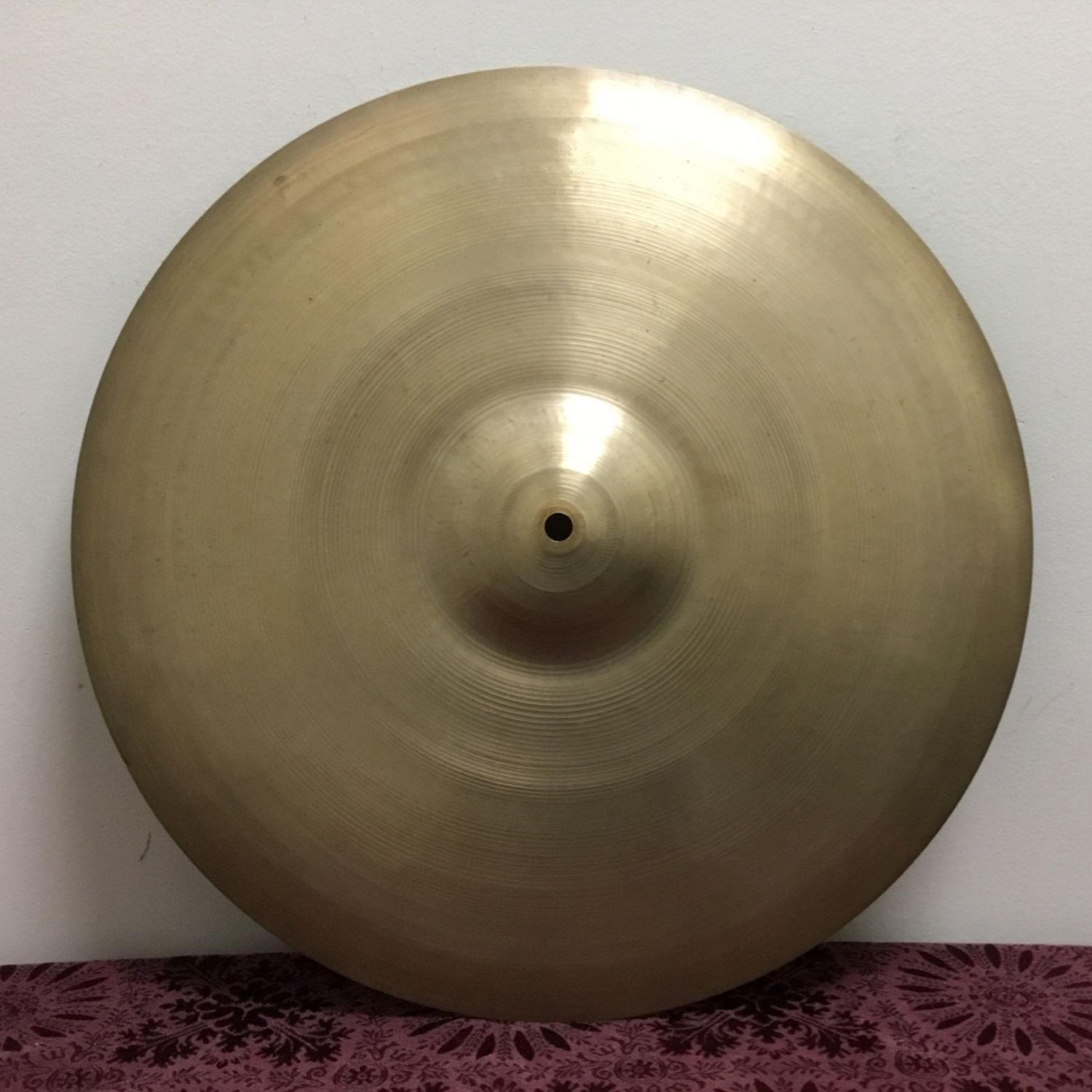 18 18" 50's Zildjian Short Stamp A Type B Crash Cymbal (Nick on Edge)