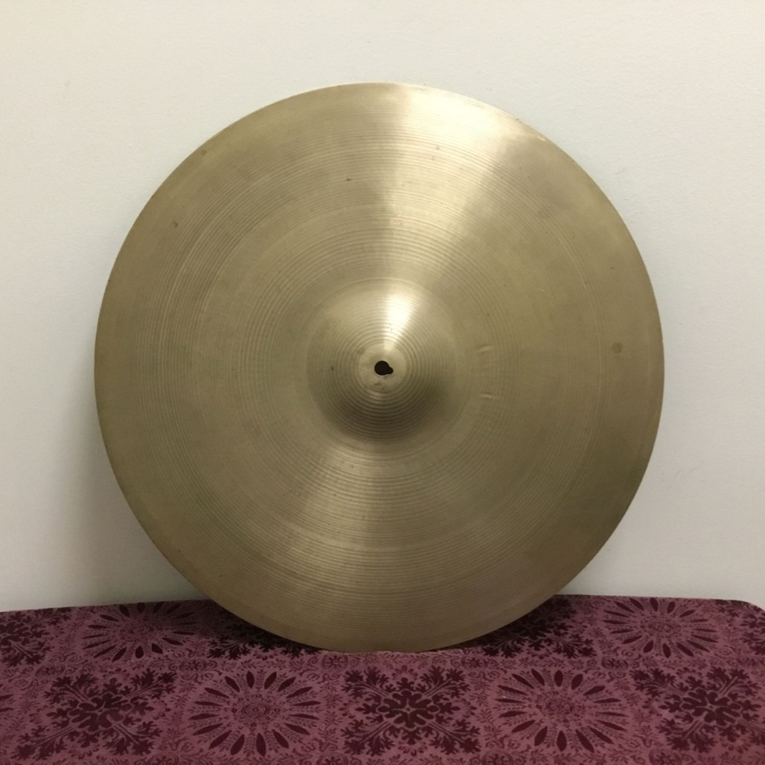 20 20" 60's Zildjian Tall Stamp Crash/Ride Cymbal (Keyhole & Nick on Edge)