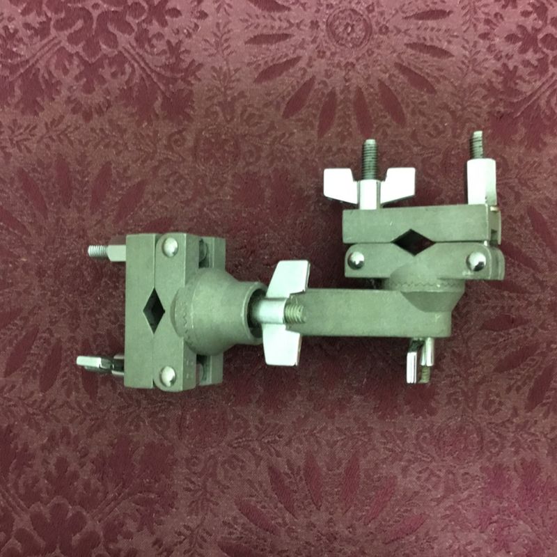 Unknown Rotating Multi-Clamp