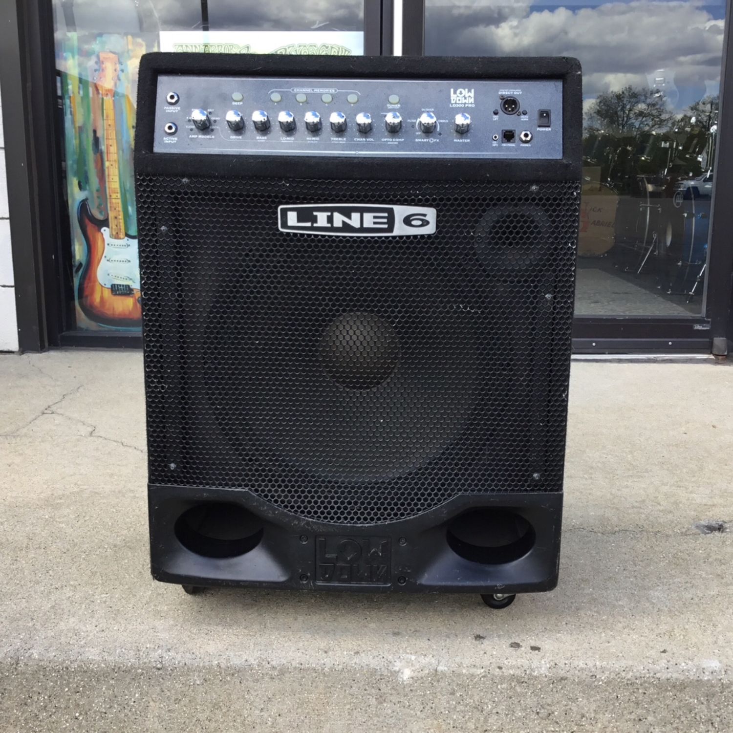Line 6 Lowdown LD300 Pro Bass Amp Line 6 Lowdown LD300 Pro Bass Amp