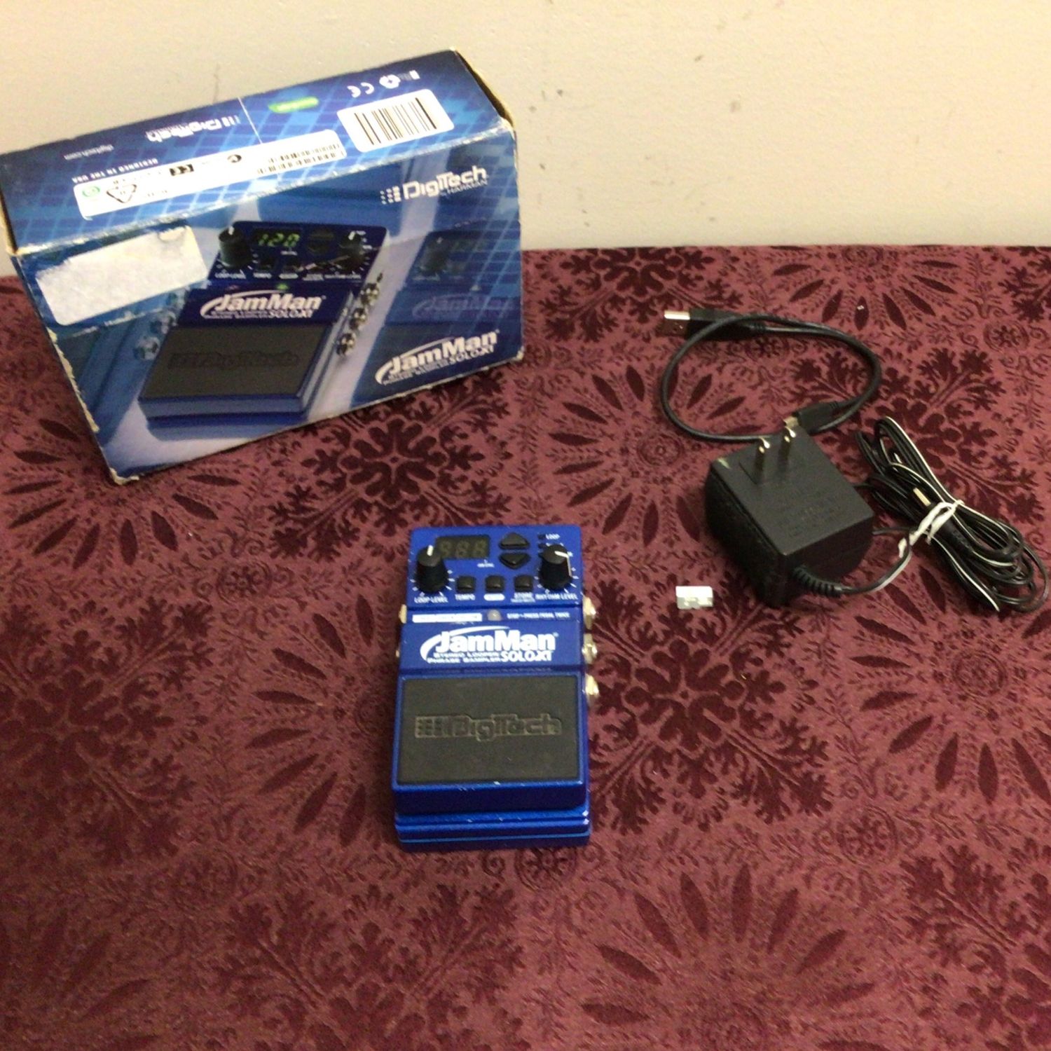 DigiTech JamMan Solo XT Stereo Looper/Phrase Sampler Guitar Effect Pedal DigiTech JamMan Solo XT Stereo Looper/Phrase Sampler Guitar Effect Pedal