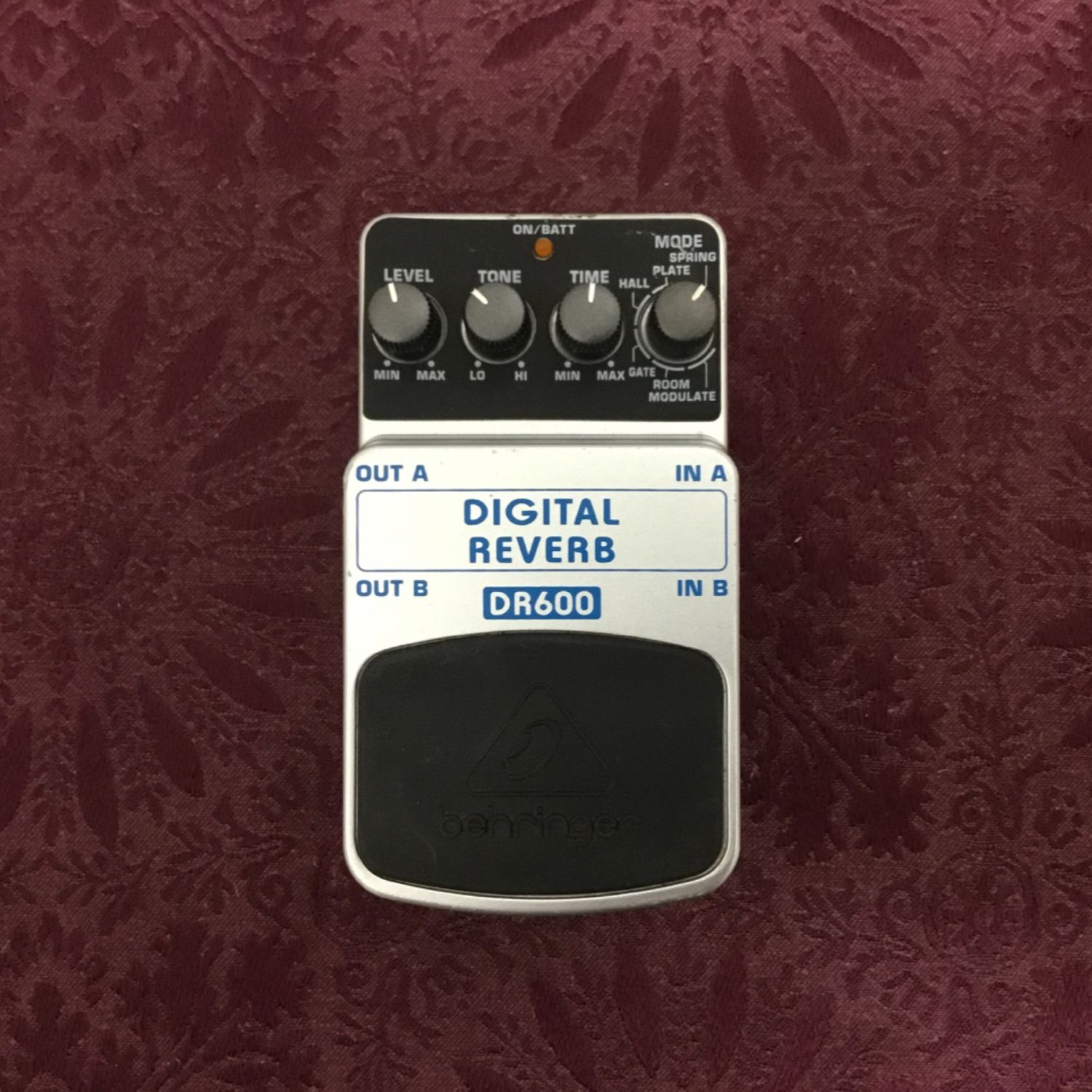 Behringer DR600 Digital Reverb Guitar Pedal Behringer DR600 Digital Reverb Guitar Pedal