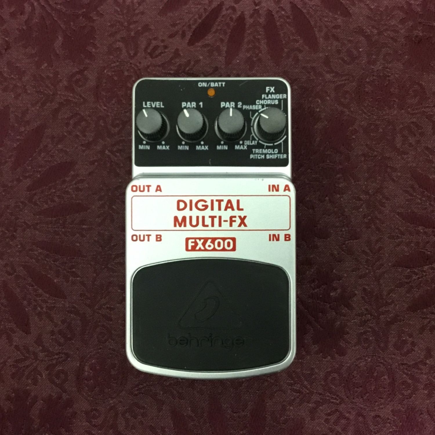 Behringer FX600 Digital Multi-FX Guitar Pedal Behringer FX600 Digital Multi-FX Guitar Pedal
