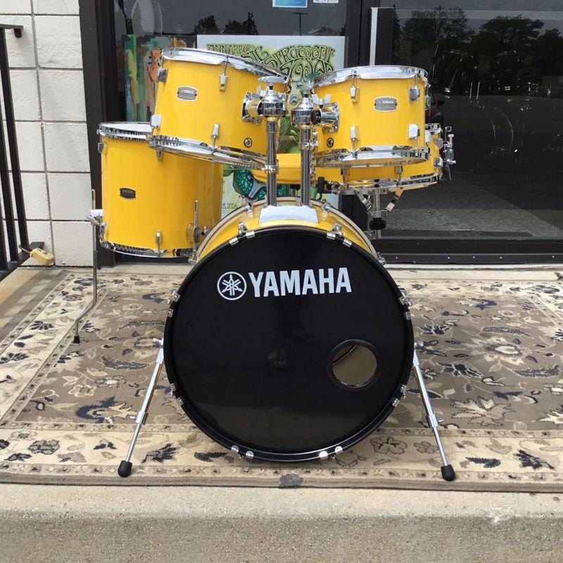 Yamaha Rydeen 5pc Drum Set w/Drum Throne & Kick Pedal
