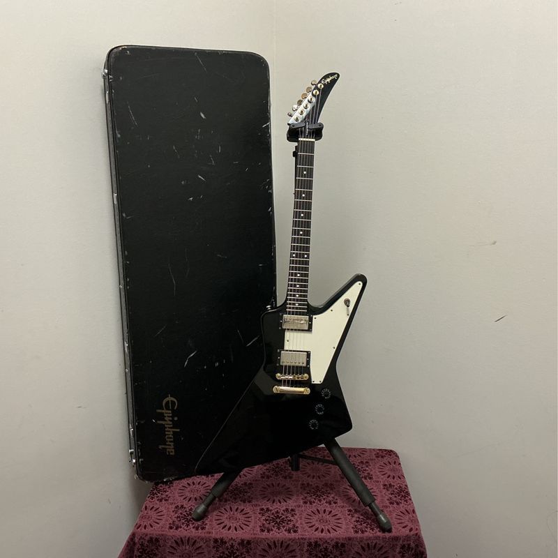 2010 Epiphone Explorer Electric Guitar w/Case