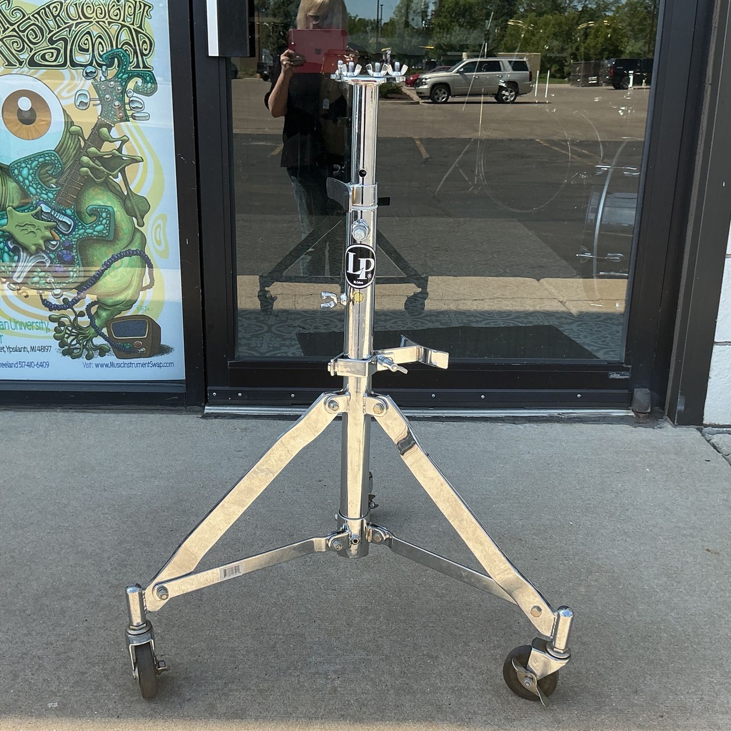 Latin Percussion Double Conga Stand on Wheels Latin Percussion Double Conga Stand on Wheels