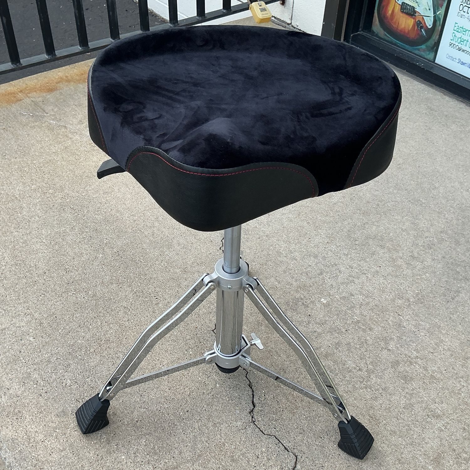 Ramzi Hydraulic Saddle Style Drum Throne Ramzi Hydraulic Saddle Style Drum Throne