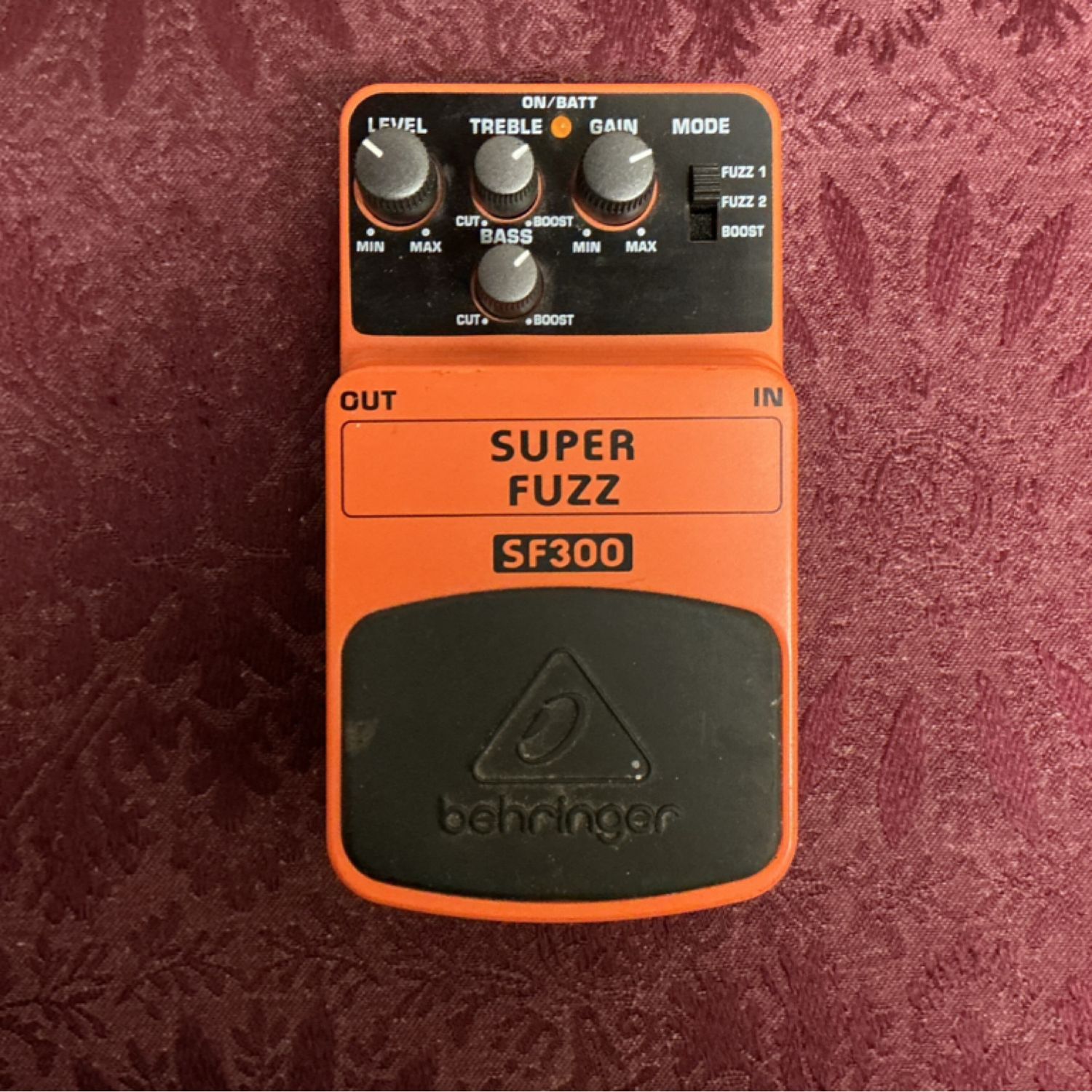 Behringer Super Fuzz SF300 3-Mode Fuzz Distortion Effects Pedal
