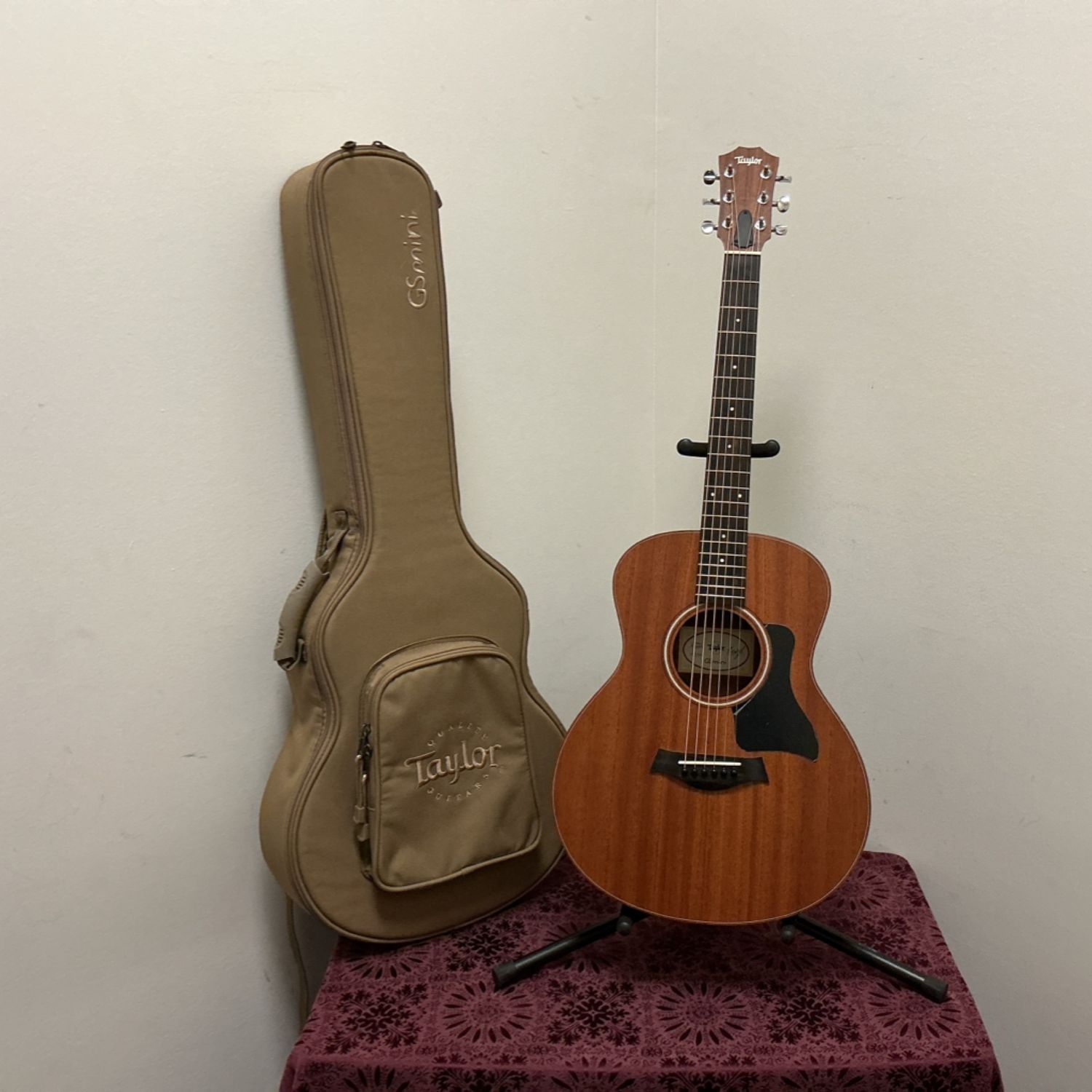 2022 Taylor GS Mini Mahogany Acoustic Guitar w/Bag