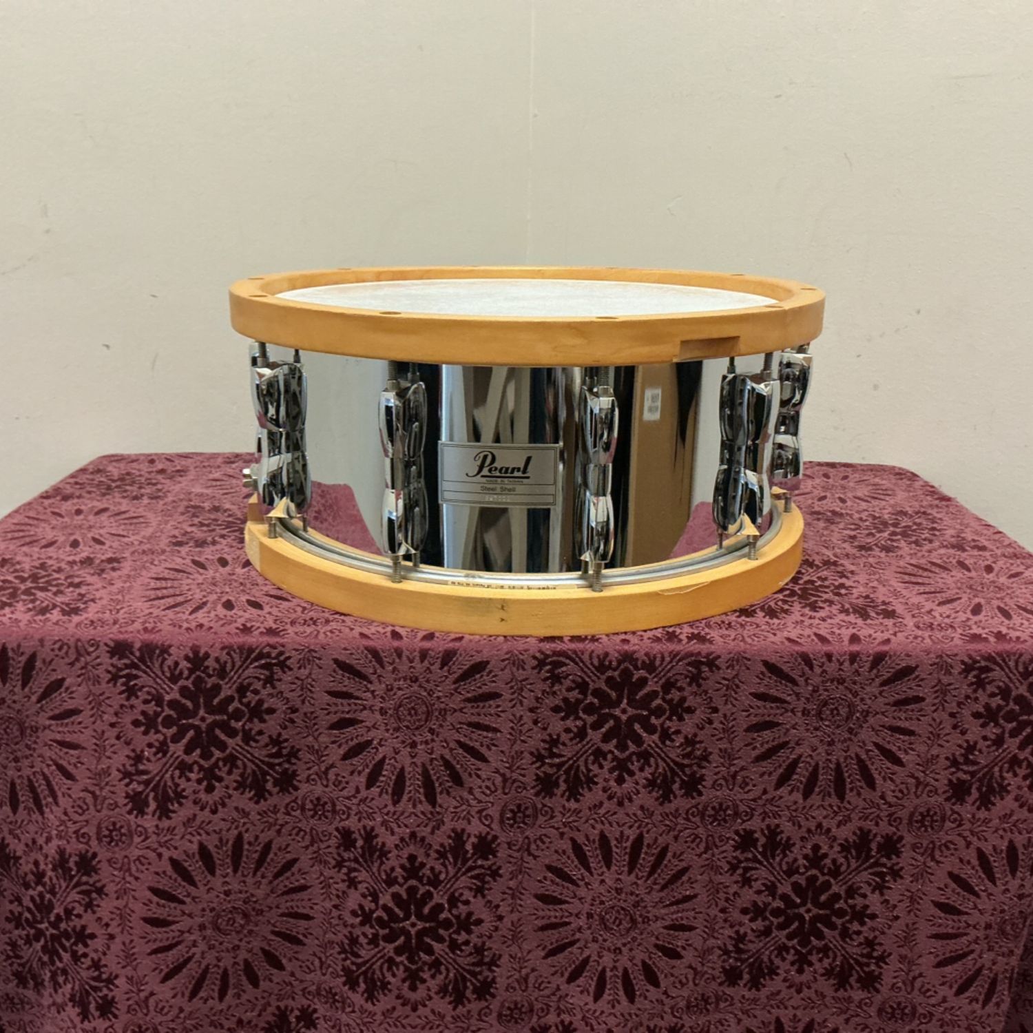 Pearl 14" x 6" Steel Shell Snare Drum w/Wood Hoops