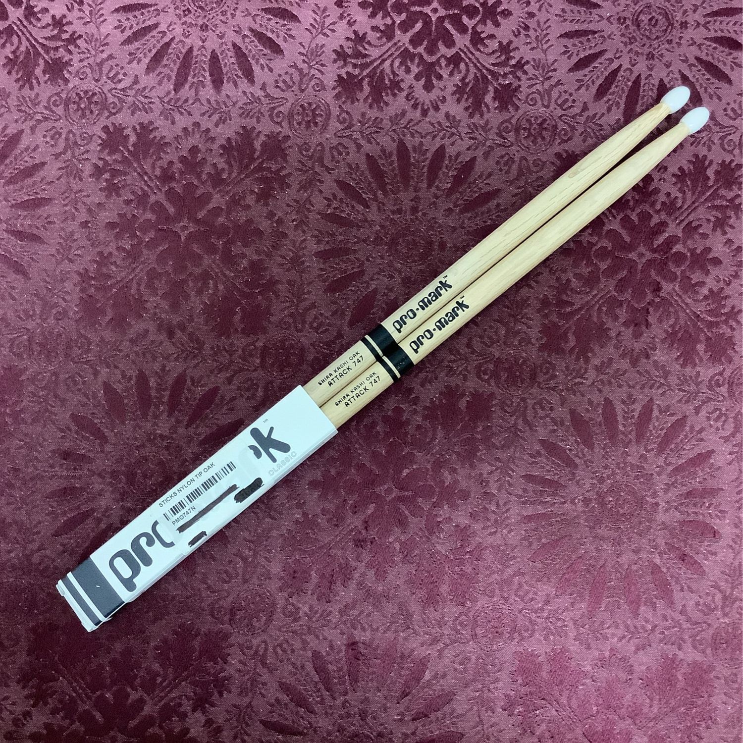 Promark Shira Kashi Oak Attack 747 Nylon Tip Drumsticks Promark Shira Kashi Oak Attack 747 Nylon Tip Drumsticks