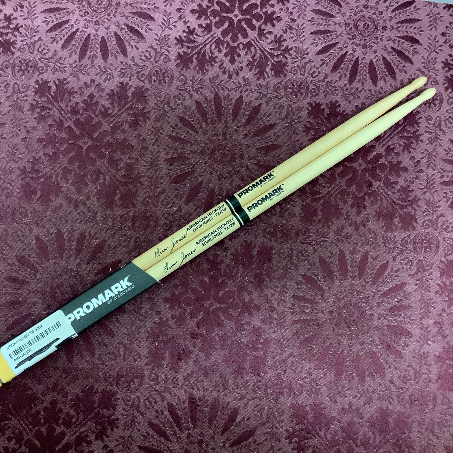 Promark Elvin Jones Signature Jazz American Hickory Wood Tip Drumsticks Promark Elvin Jones Signature Jazz American Hickory Wood Tip Drumsticks