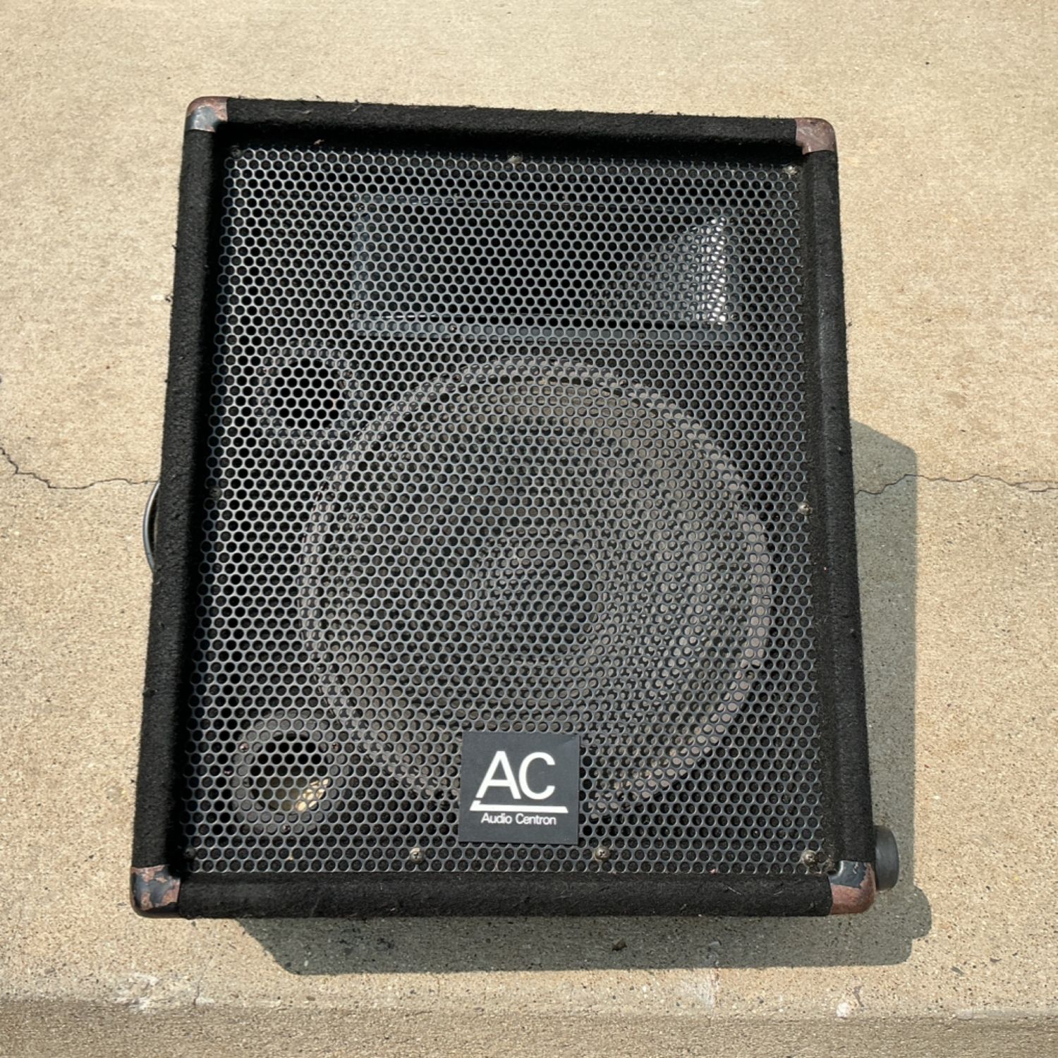 Audio Centron CM-12H Monitor