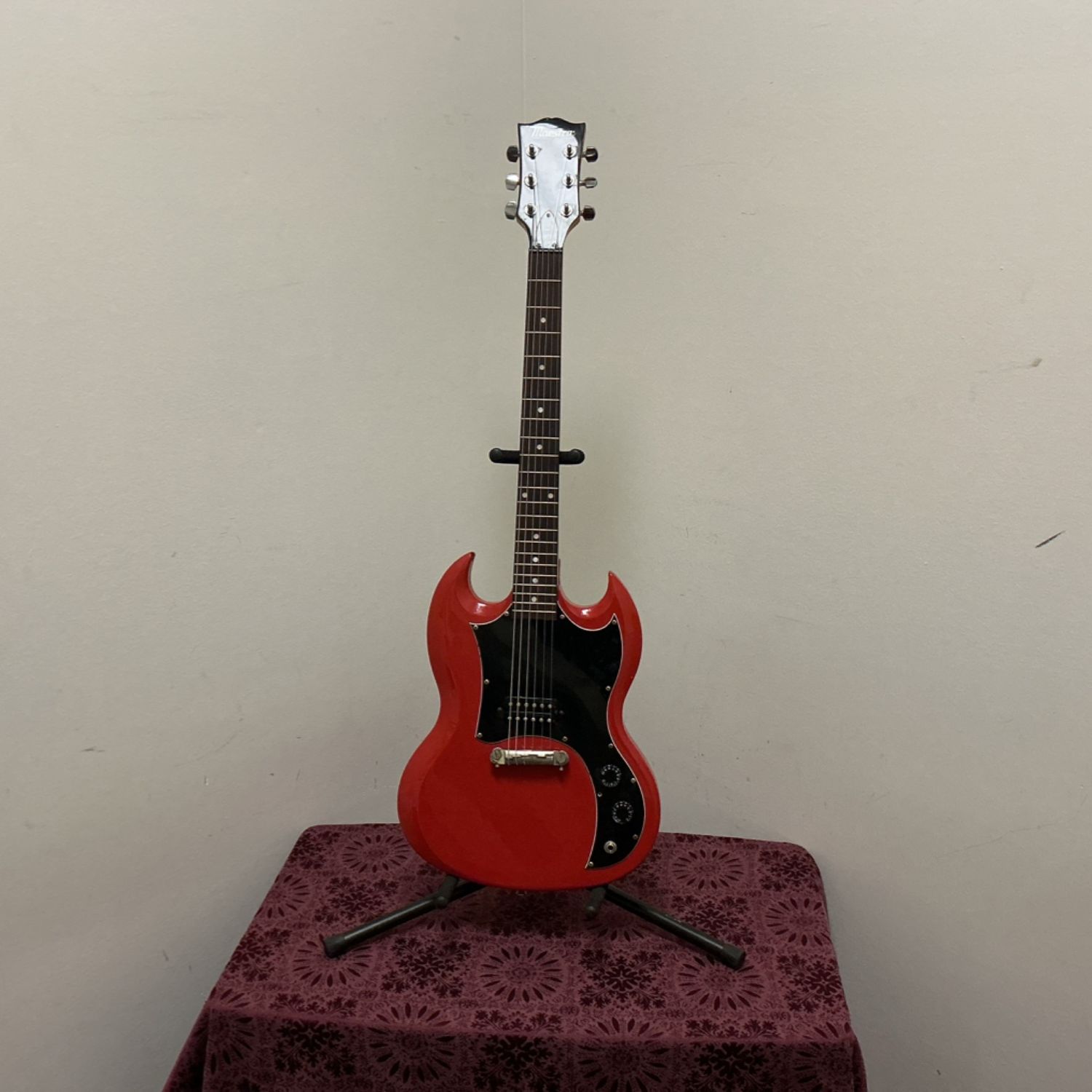 Maestro by Gibson Electric Guitar