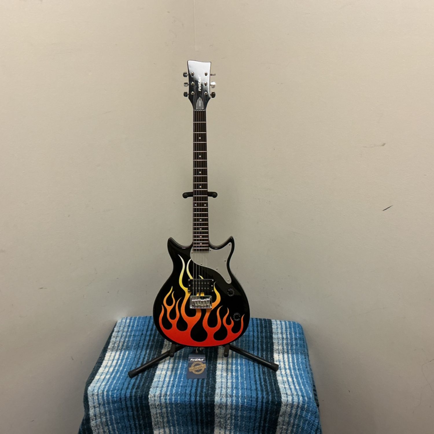 First Act ME444 Electric Guitar First Act ME444 Electric Guitar