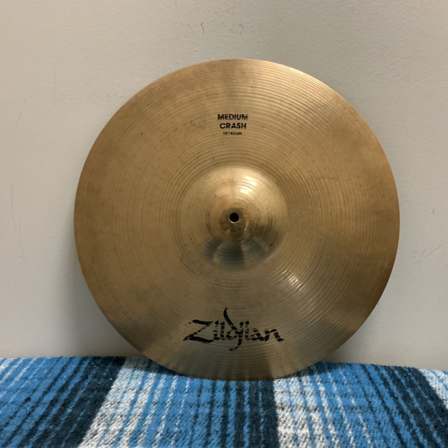 18 18" Zildjian Medium Crash Cymbal