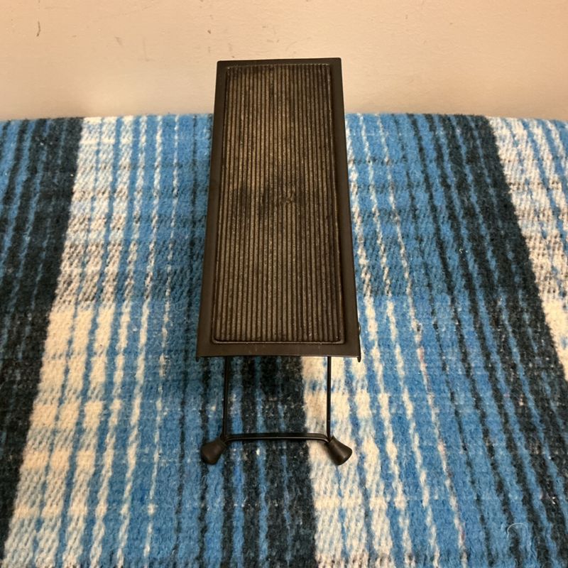 Guardian Guitar Foot Stand