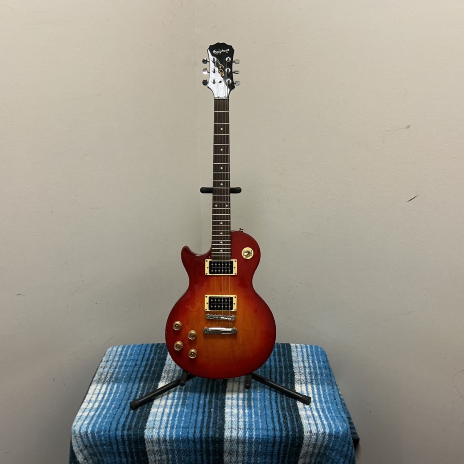2006 Epiphone Les Paul 100 Left-Handed Electric Guitar