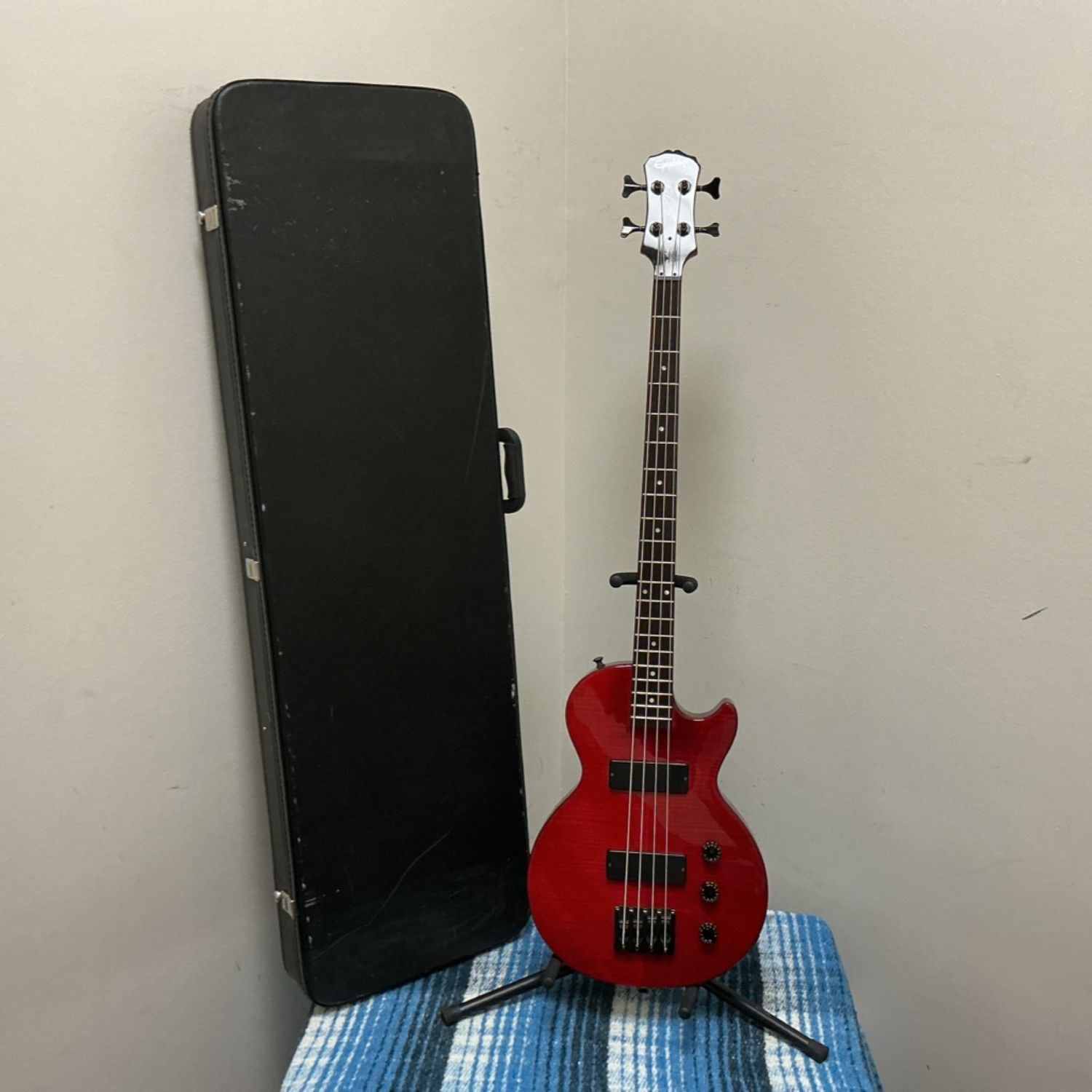 2006 Epiphone Les Paul Special 4-String Bass Guitar w/Case