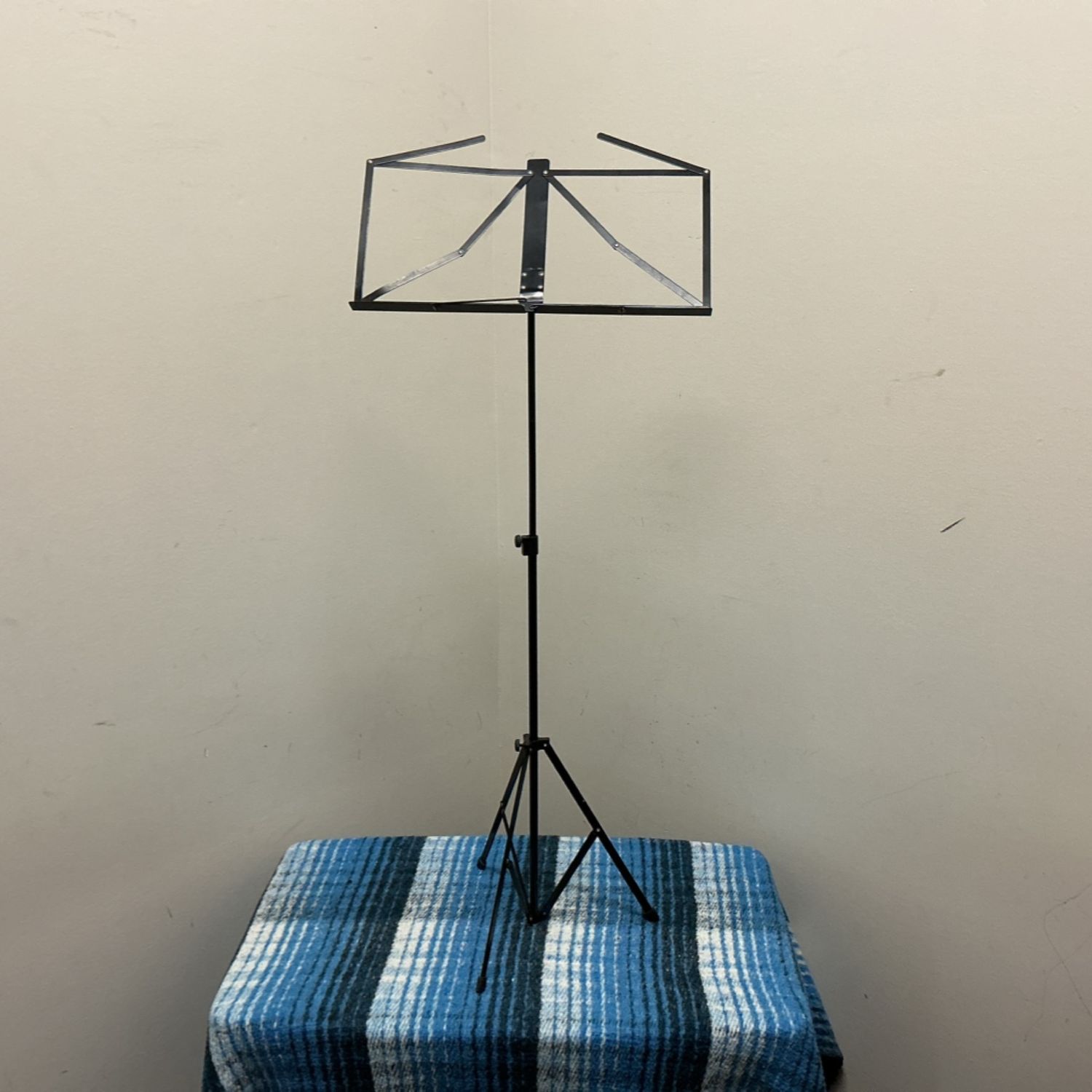 Black Folding Music Stand