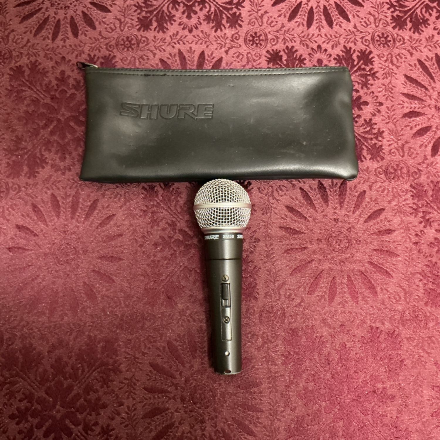 Shure SM58 Microphone w/Bag Shure SM58 Microphone w/Bag