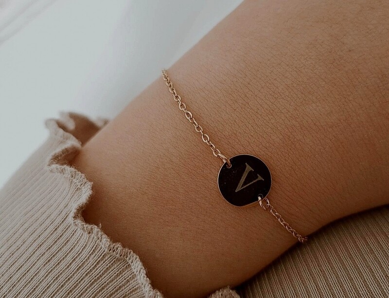 Naam ronde armband goud