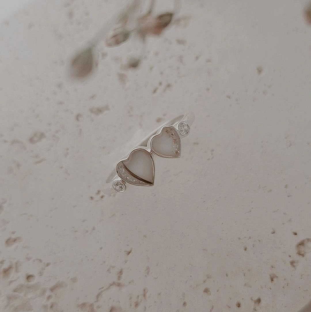 2 harten ring met diamanten