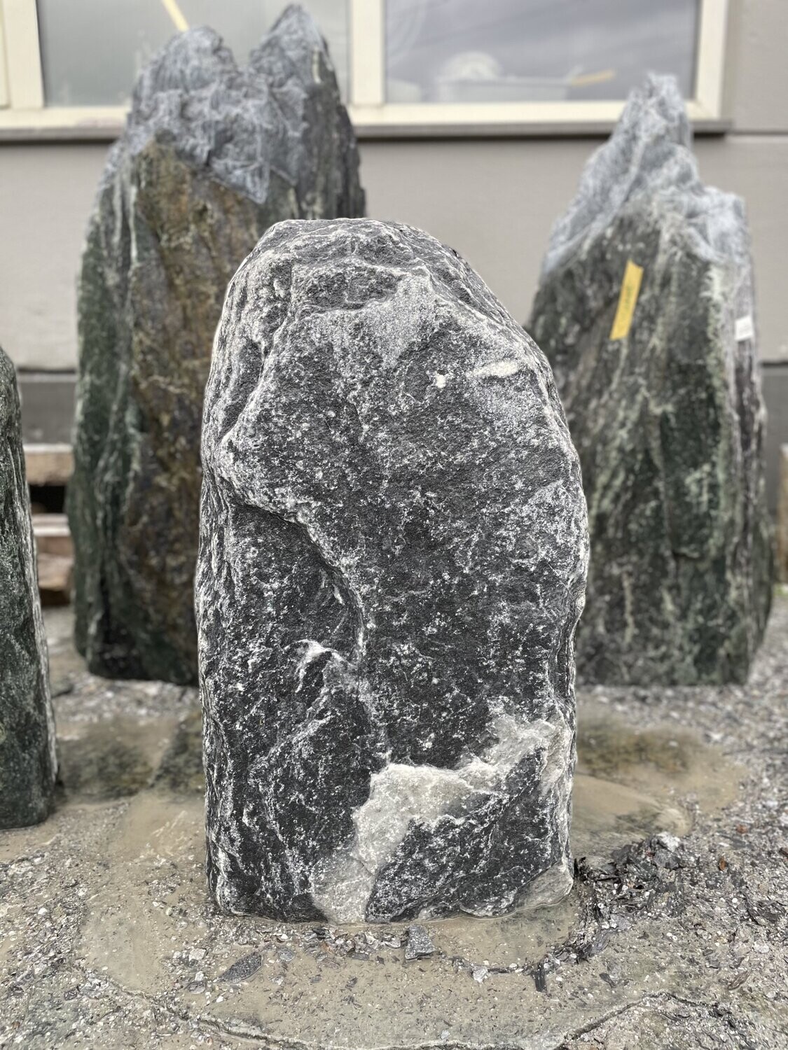 Chiorit-Grau-Felsen, getrommelt