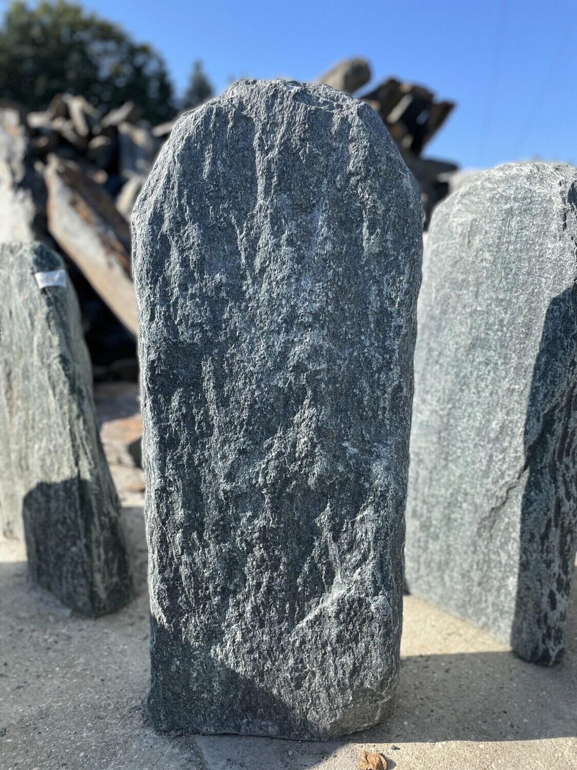 Serpentin-Felsen, getrommelt